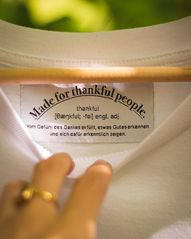 Made for Thankful people Label in dem Girl´s T-Shirt für Nepal